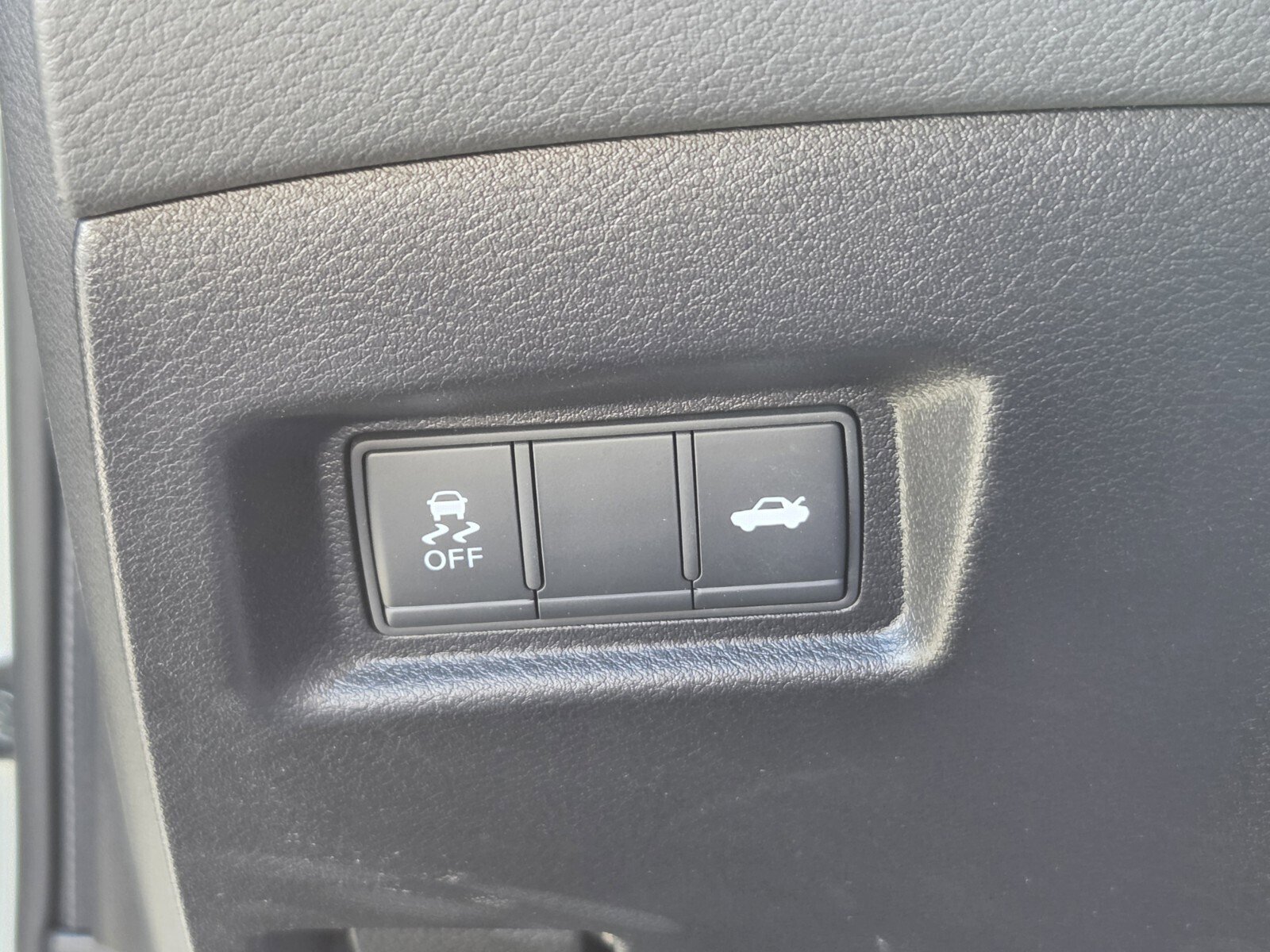 Used 2023 INFINITI Q50 Luxe image 25