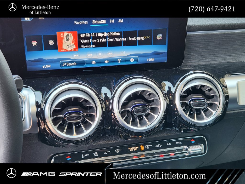 New 2026 Mercedes-Benz GLB 250 4MATIC image 15