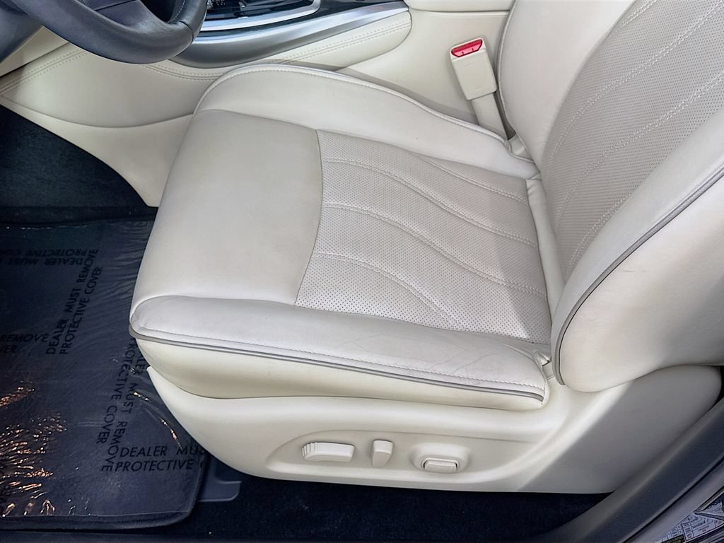 Used 2019 INFINITI QX60 Luxe w/ Essential Package AWD/4WD image 24
