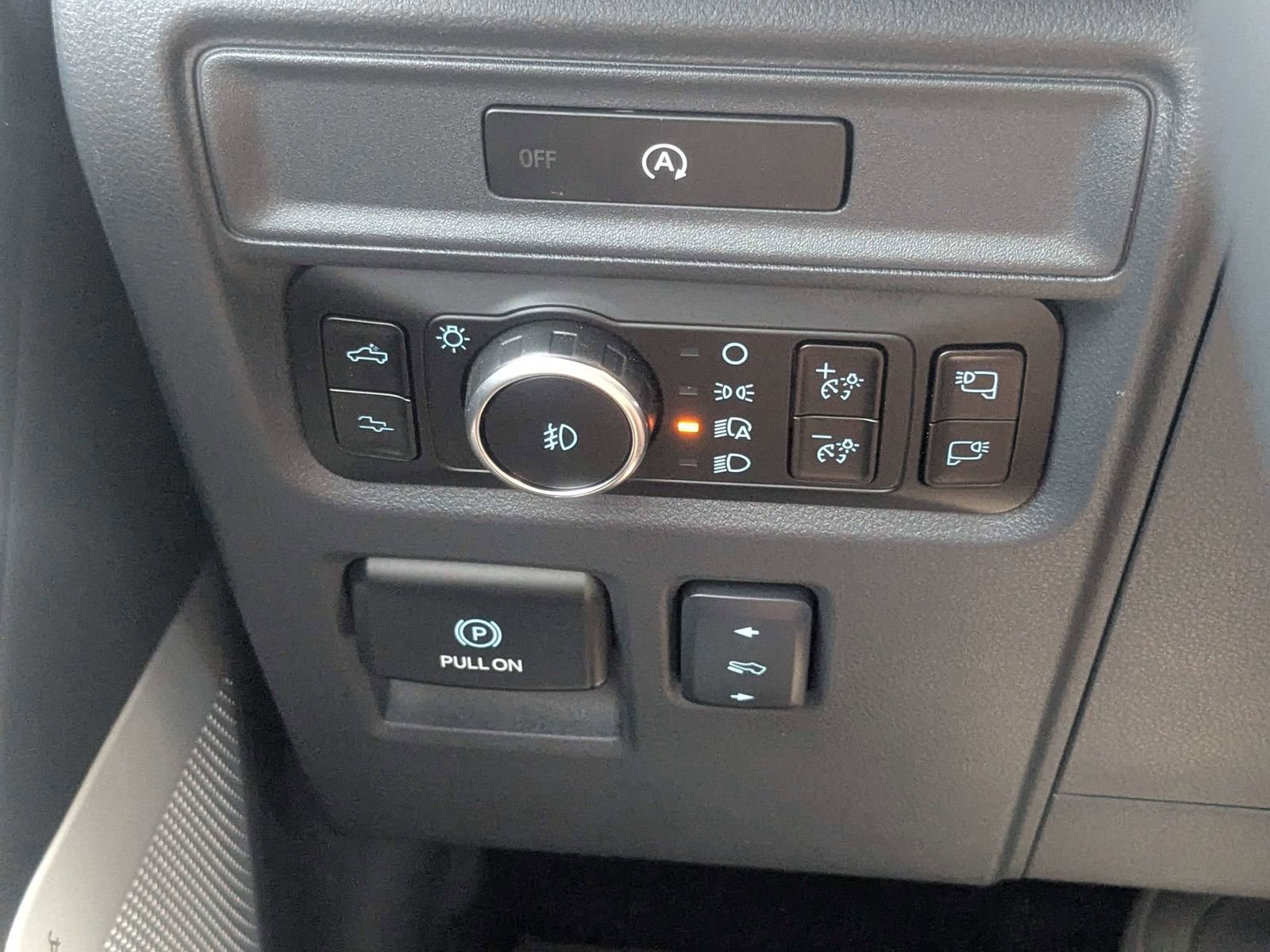 Used 2025 Ford F150 Raptor AWD/4WD image 28
