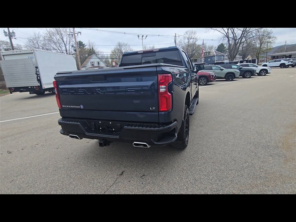 Used 2021 Chevrolet Silverado 1500 LT Trail Boss w/ Convenience Package II AWD/4WD image 8