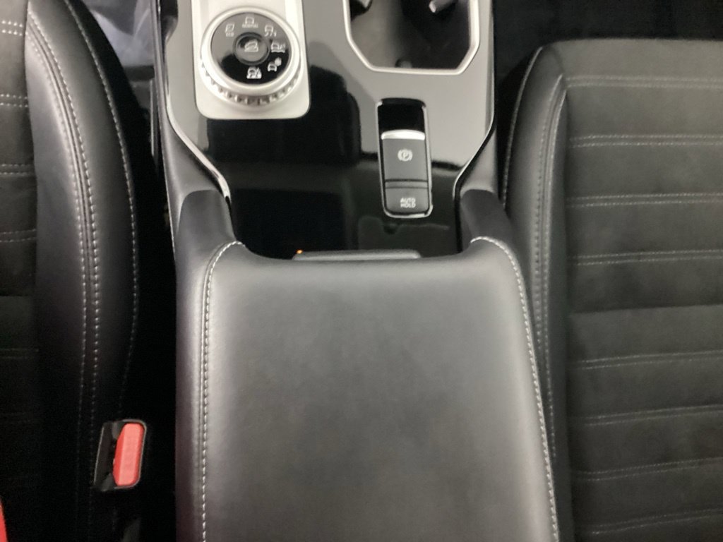 Used 2025 Mitsubishi Outlander SE AWD/4WD image 21