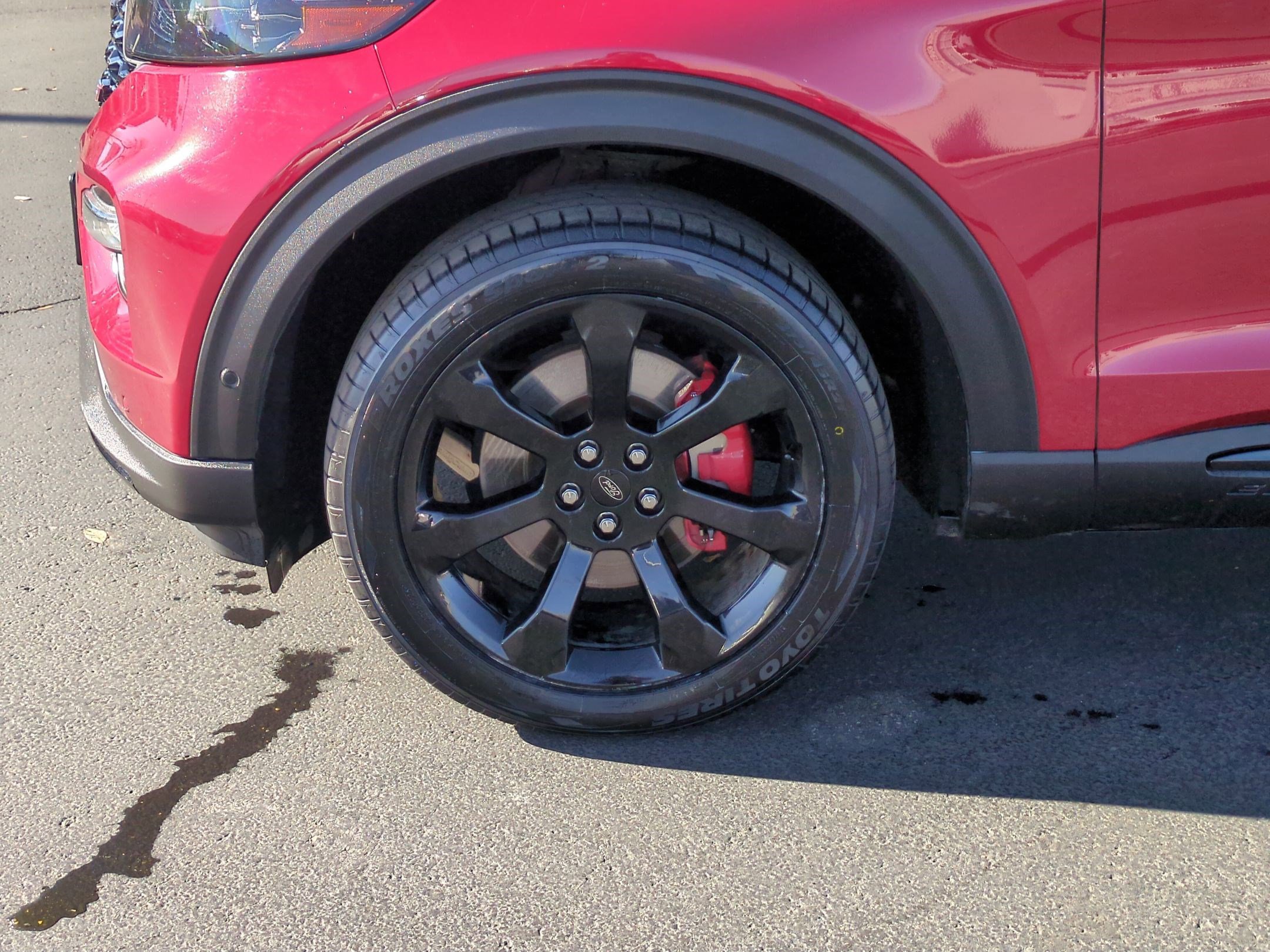 Used 2020 Ford Explorer ST w/ ST Street Pack image 11