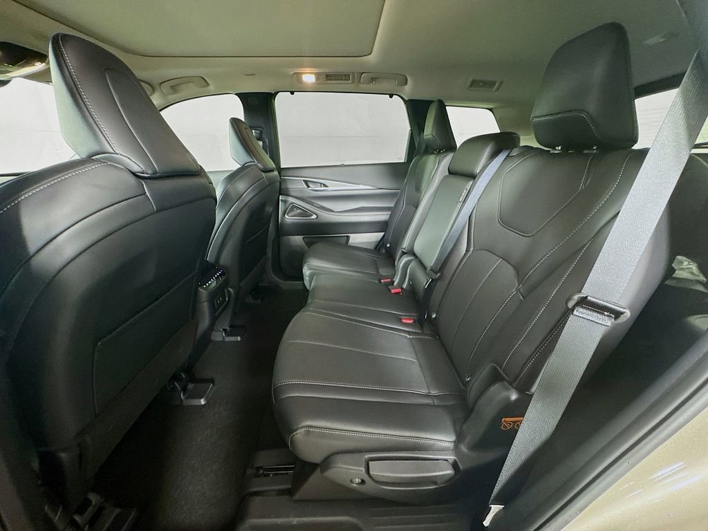 Certified 2026 INFINITI QX60 Luxe w/ Cargo Package image 31