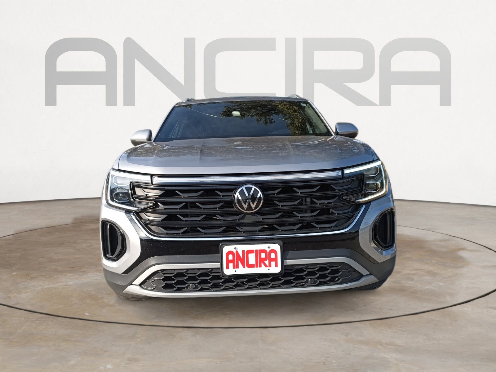 Used 2024 Volkswagen Atlas Cross Sport SE image 4