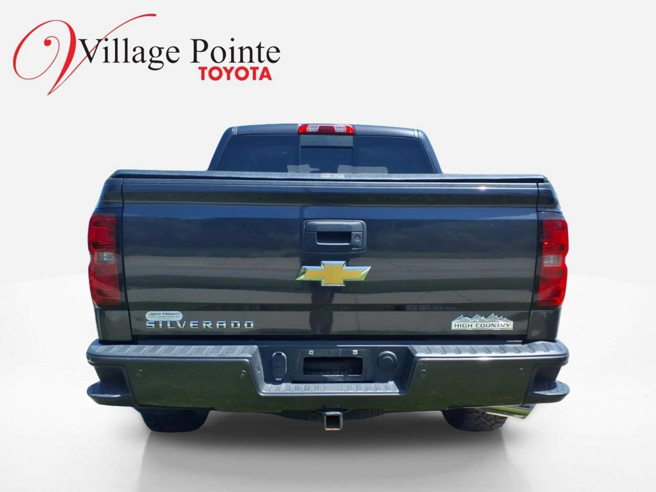 Used 2014 Chevrolet Silverado 1500 High Country w/ High Country Premium Package AWD/4WD image 3
