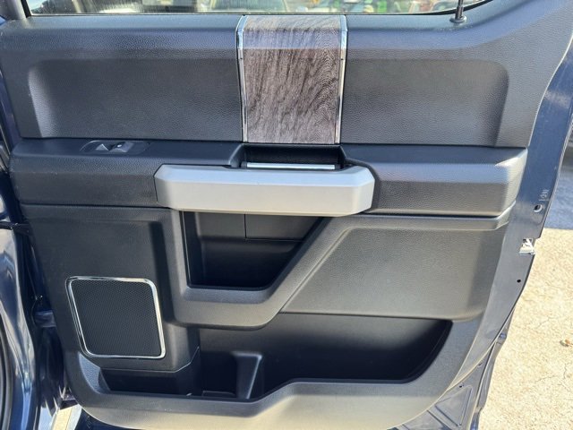 Used 2019 Ford F250 Lariat w/ Chrome Package image 18