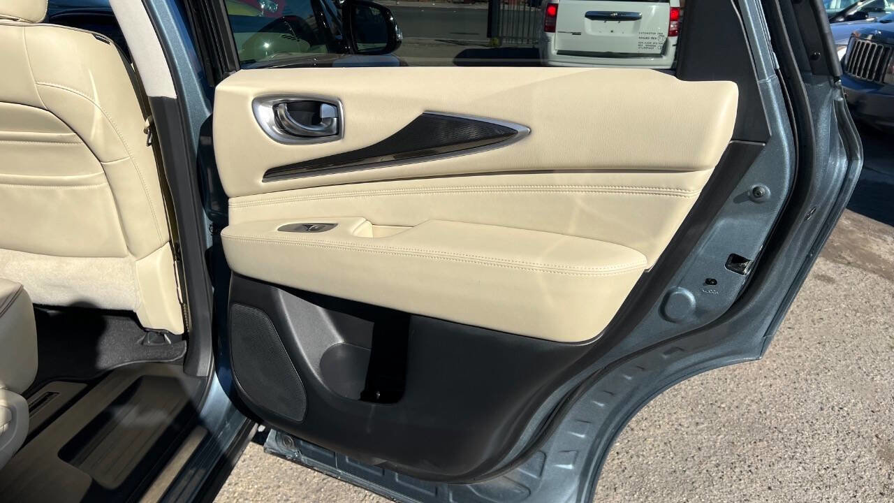 Used 2019 INFINITI QX60 Luxe w/ Essential Package image 33