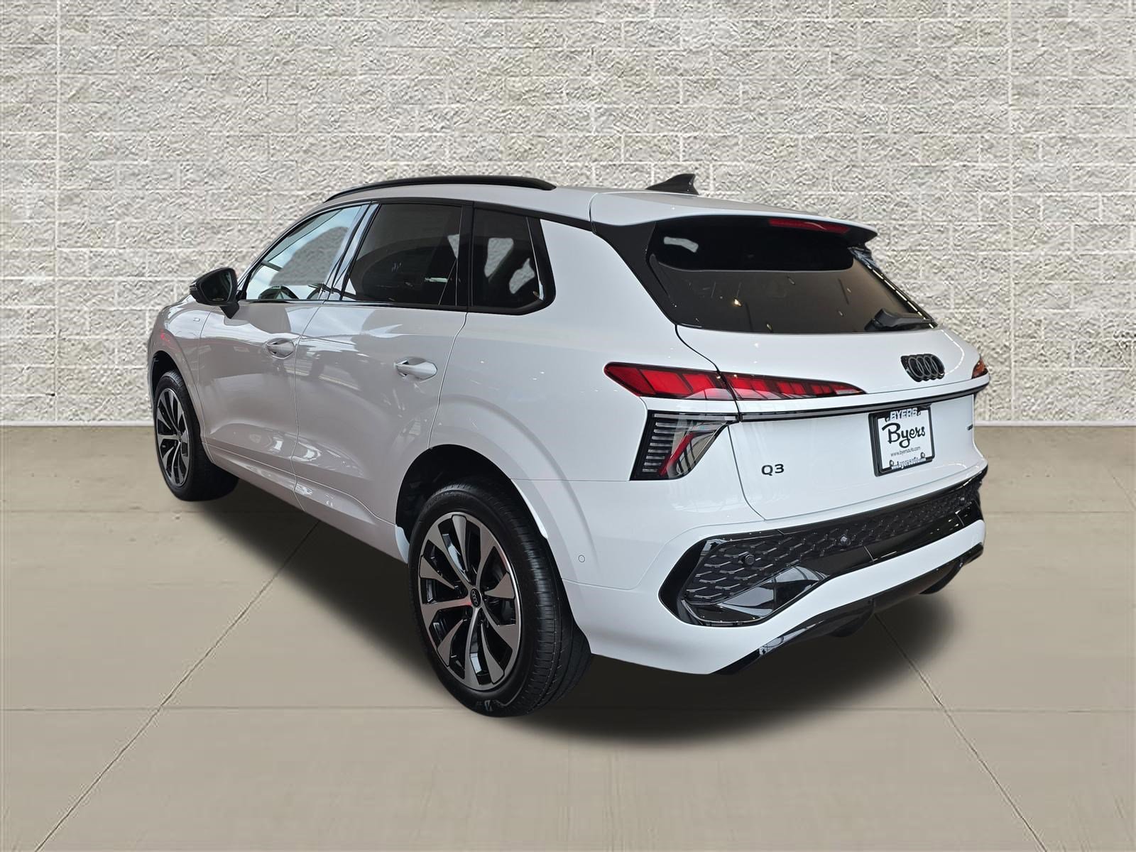 New 2026 Audi Q3 quattro 2.0T AWD/4WD image 5