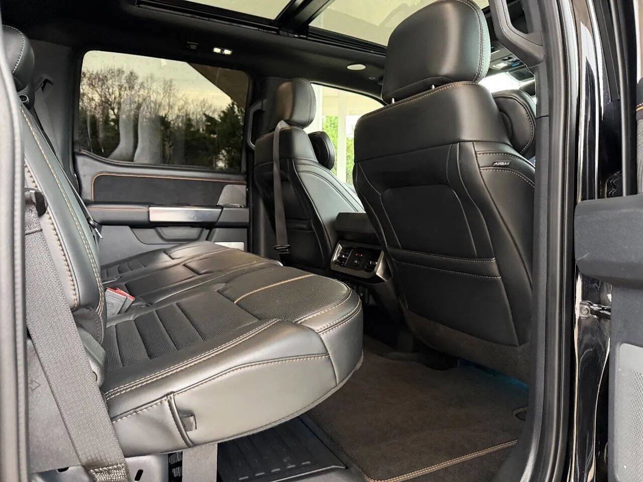 Used 2024 Ford F450 Platinum w/ FX4 Off-Road Package image 22