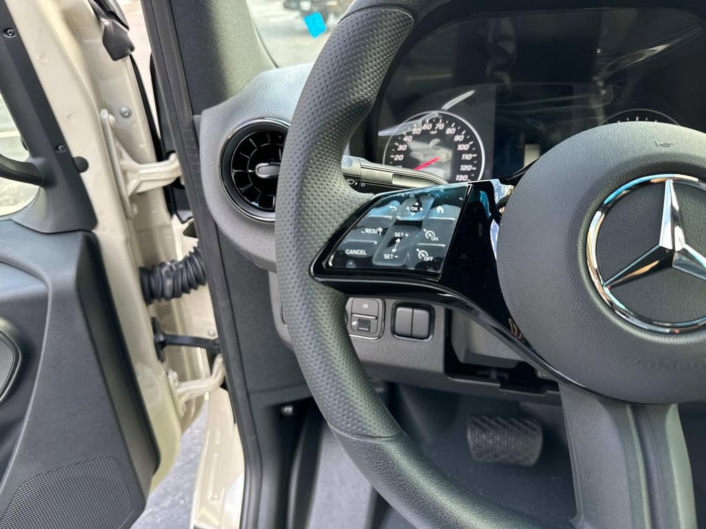 New 2025 Mercedes-Benz Sprinter 2500 image 22