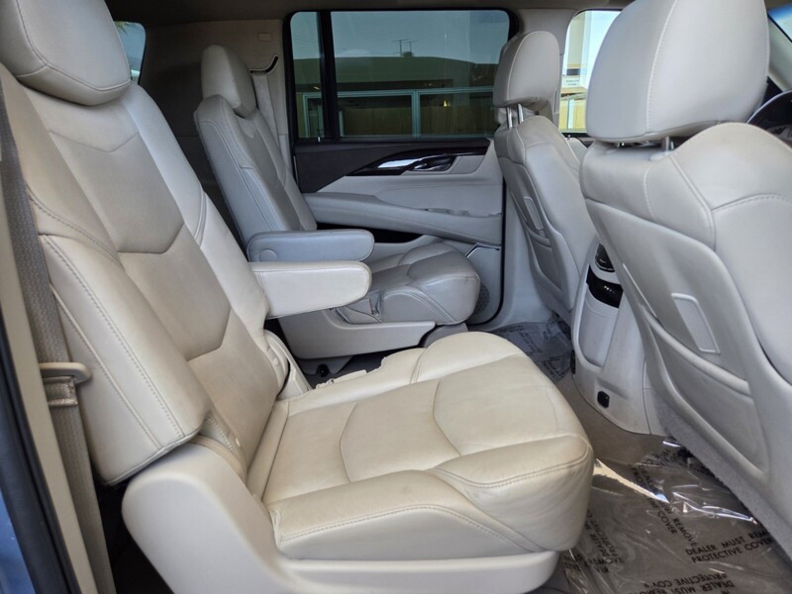 Used 2016 Cadillac Escalade ESV Luxury AWD/4WD image 20
