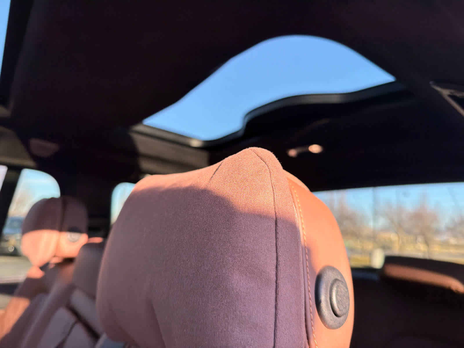 New 2026 BMW X7 M60i image 21