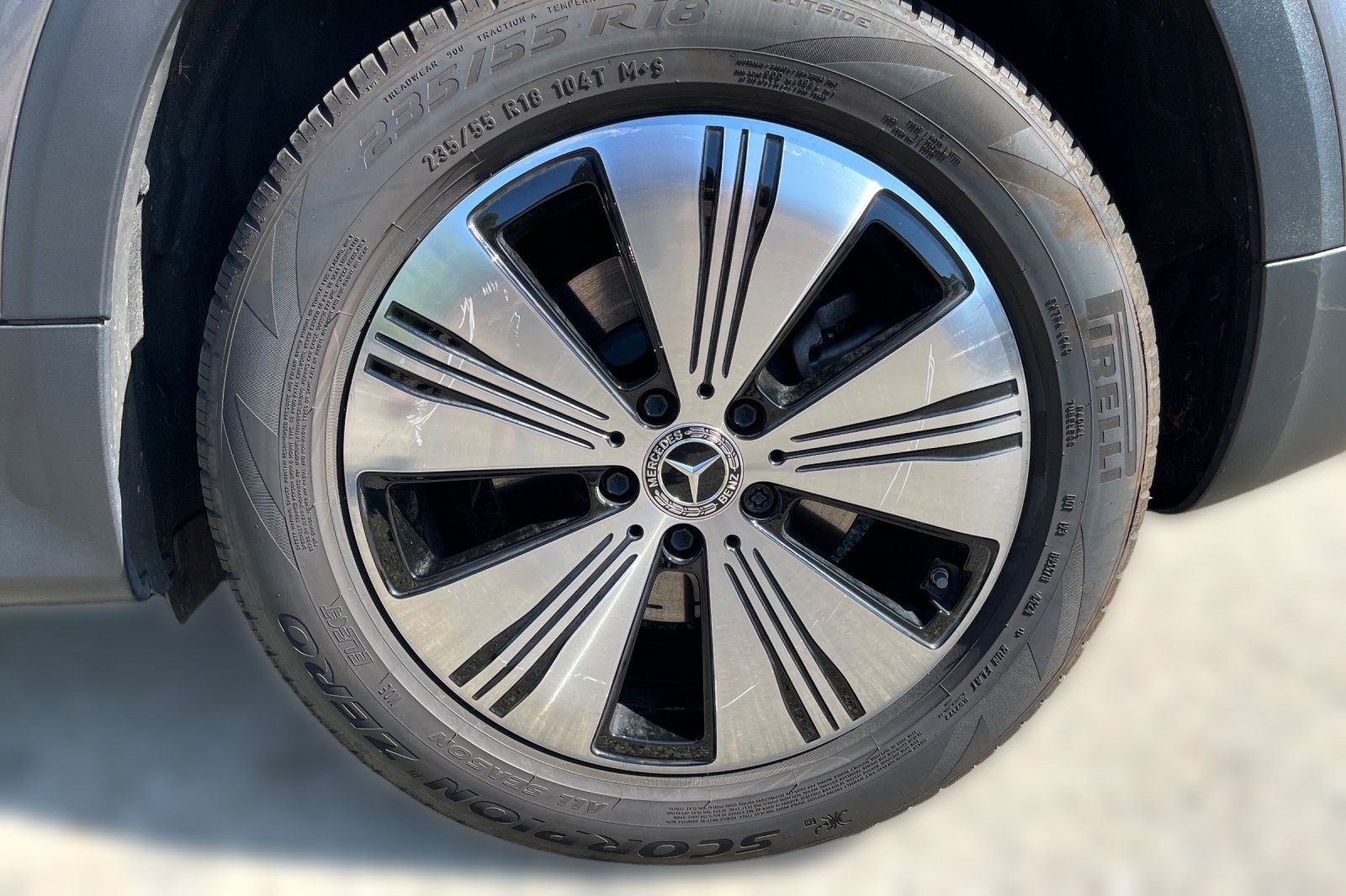 Certified 2023 Mercedes-Benz EQB 300 4MATIC image 6