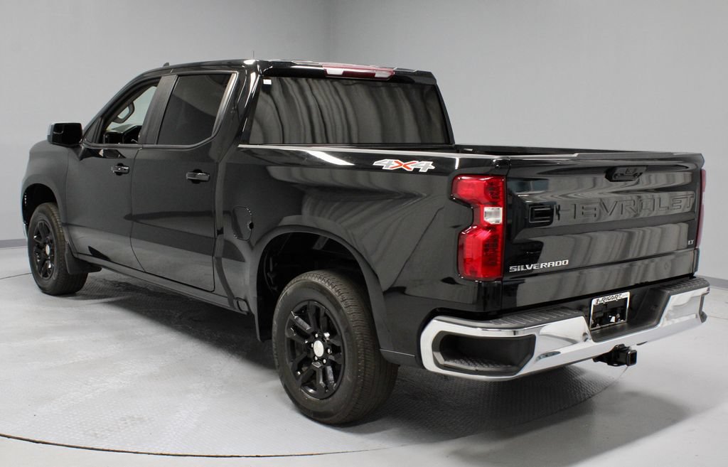 Used 2022 Chevrolet Silverado 1500 LT AWD/4WD image 11