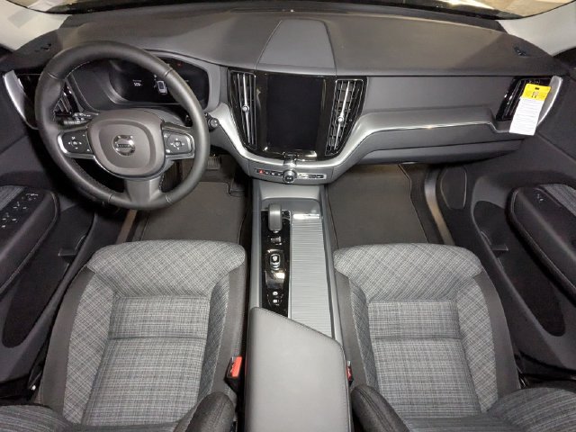 New 2025 Volvo XC60 T8 Core w/ Protection Package Premier AWD/4WD image 27