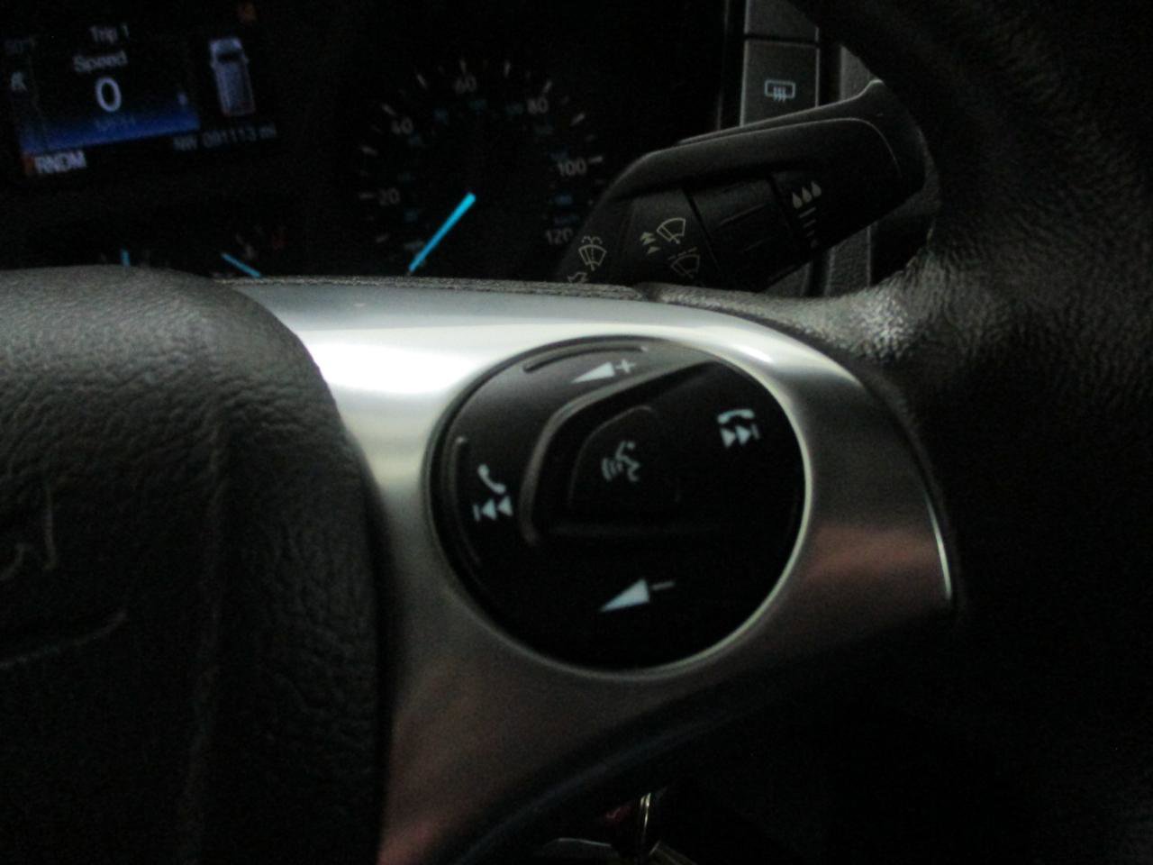 Used 2018 Ford Transit 150 XLT image 22