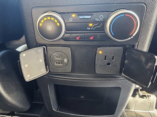 Used 2020 Ford Explorer Limited image 23