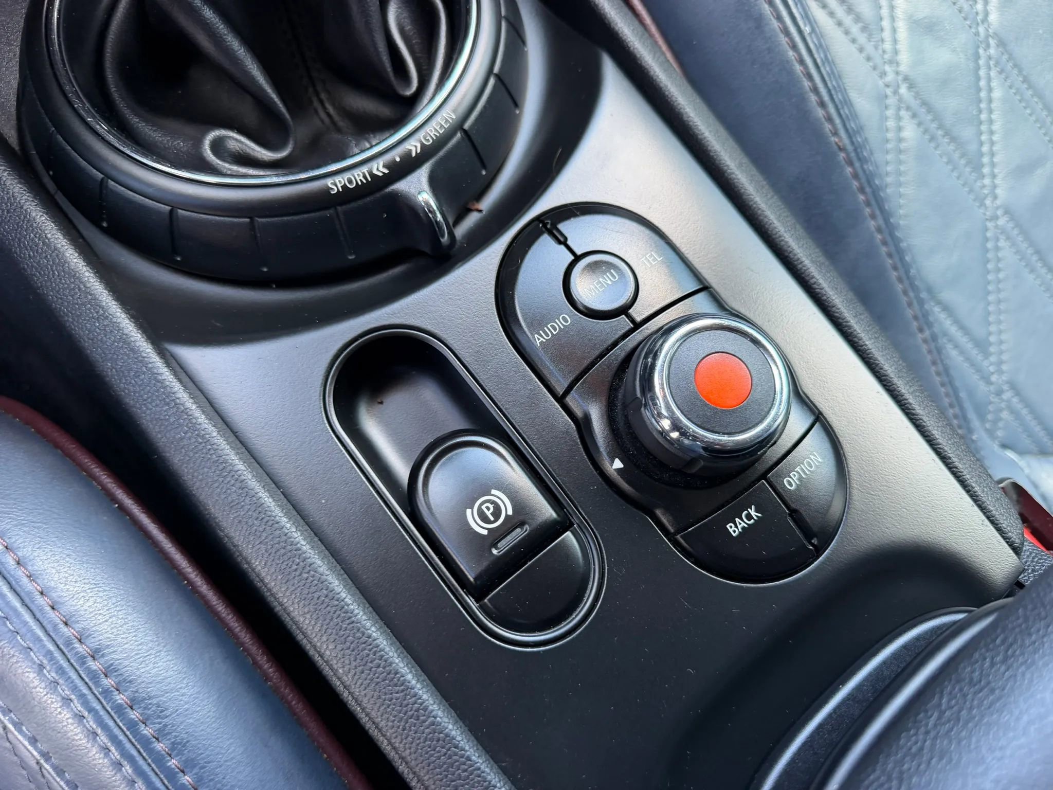 Used 2016 MINI Cooper Clubman FWD image 29