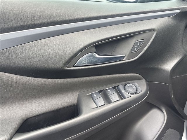 Used 2025 Buick Envista Preferred w/ Convenience I Package FWD image 22