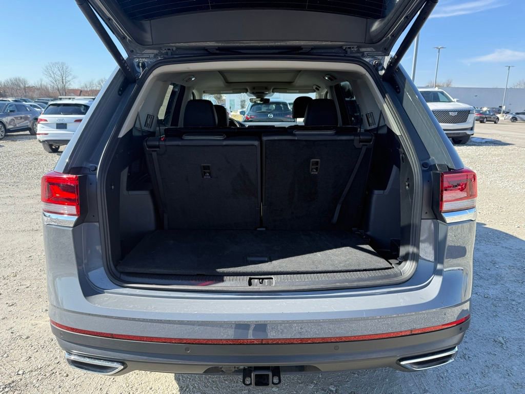 Used 2025 Volkswagen Atlas SEL image 13