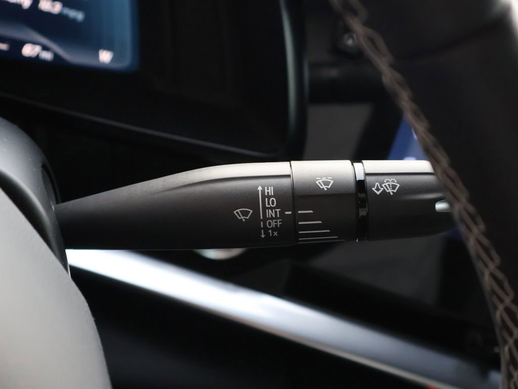 Used 2024 Chevrolet Corvette Stingray Preferred Cpe w/ Z51 Performance Package image 33