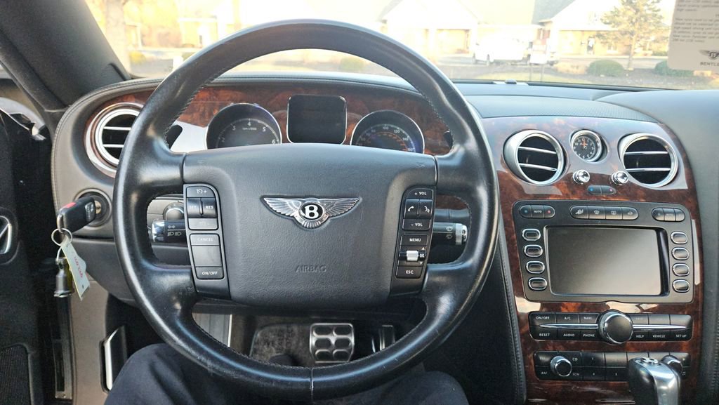 Used 2005 Bentley Continental GT image 40