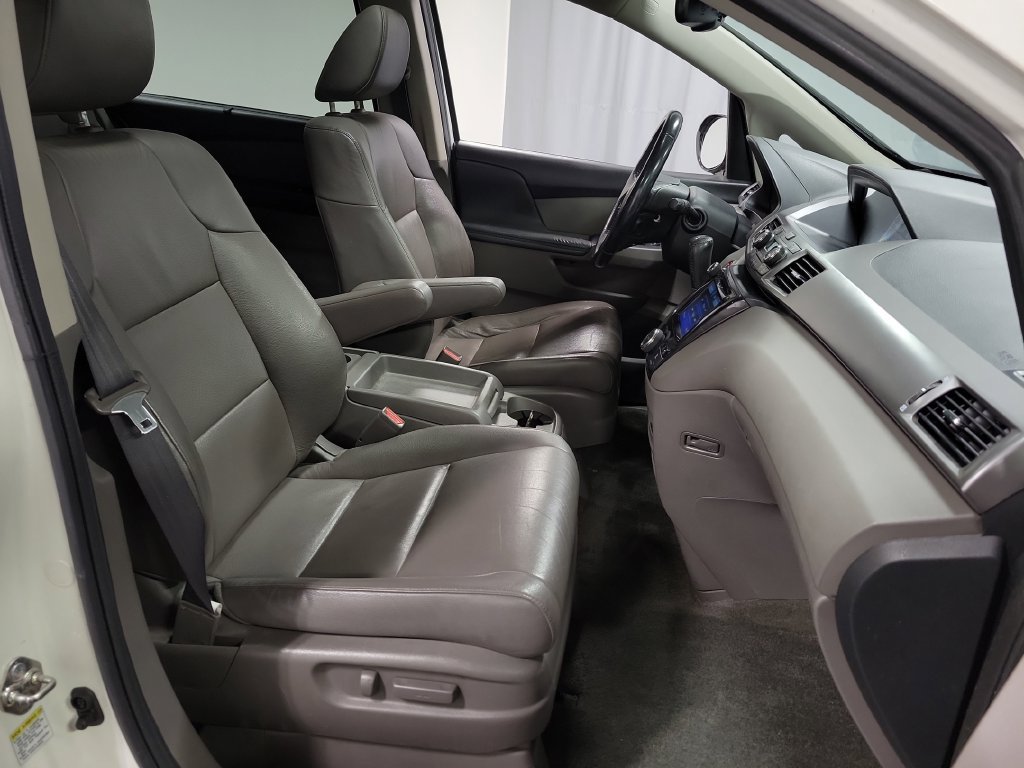 Used 2017 Honda Odyssey Touring image 32