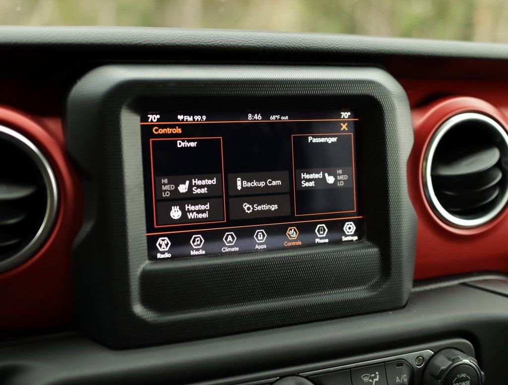 Used 2021 Jeep Wrangler Unlimited Rubicon w/ Cold Weather Group image 13