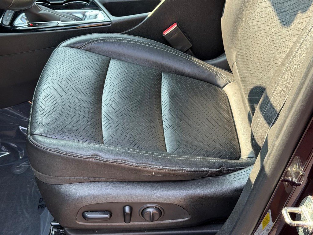 Used 2020 Buick Encore GX Essence w/ Experience Buick Package AWD/4WD image 23
