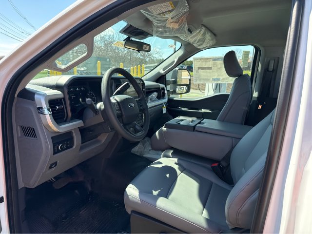 New 2026 Ford F350 XL w/ XL Chrome Package AWD/4WD image 11