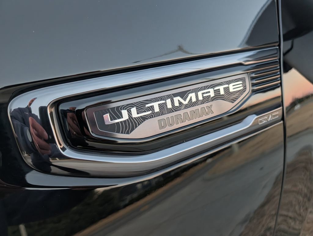 Used 2023 GMC Sierra 1500 Denali Ultimate image 11