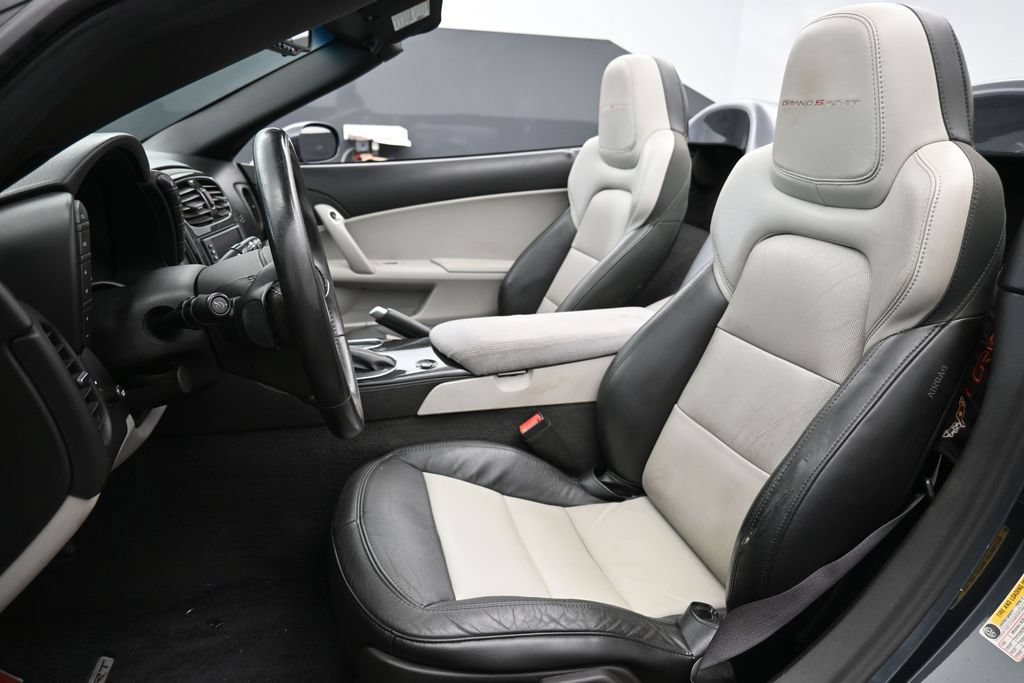 Used 2013 Chevrolet Corvette Grand Sport w/ 2LT Preferred Equipment Group RWD image 10