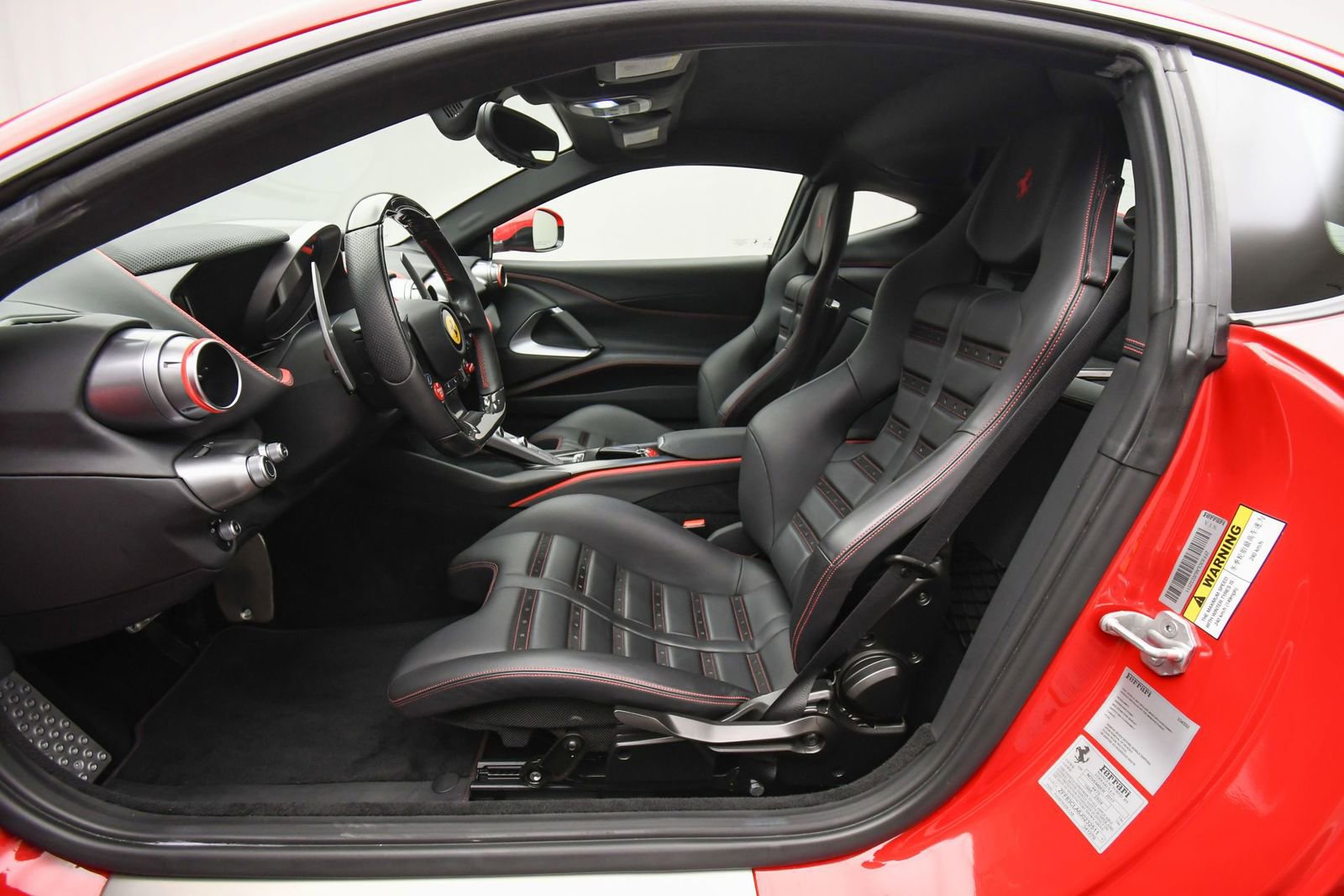 Used 2018 Ferrari 812 Superfast RWD image 61