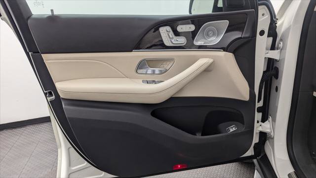 Used 2020 Mercedes-Benz GLE 350 w/ Premium Package image 13