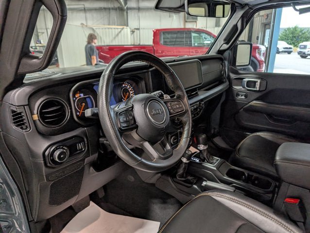 Used 2024 Jeep Wrangler Unlimited Rubicon 392 AWD/4WD image 14