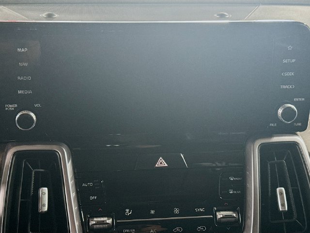 Certified 2022 Kia Sorento S AWD/4WD image 19