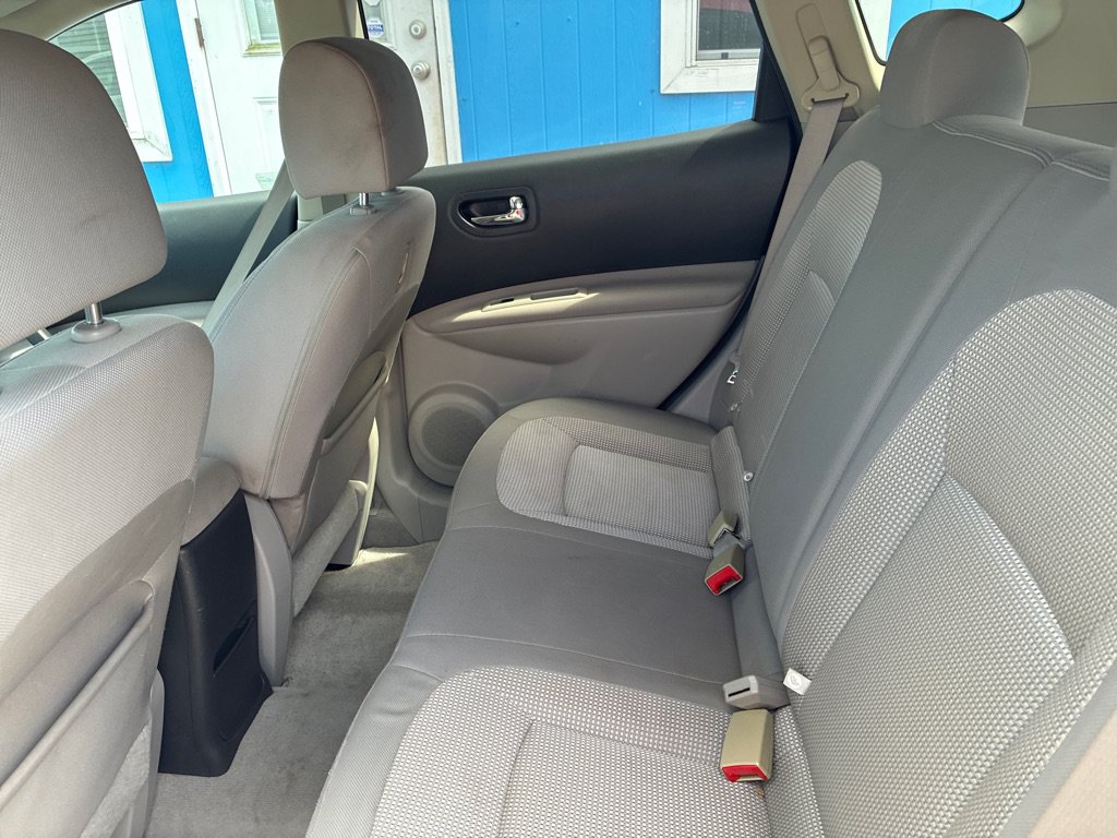 Used 2010 Nissan Rogue SL w/ Premium Pkg FWD image 9