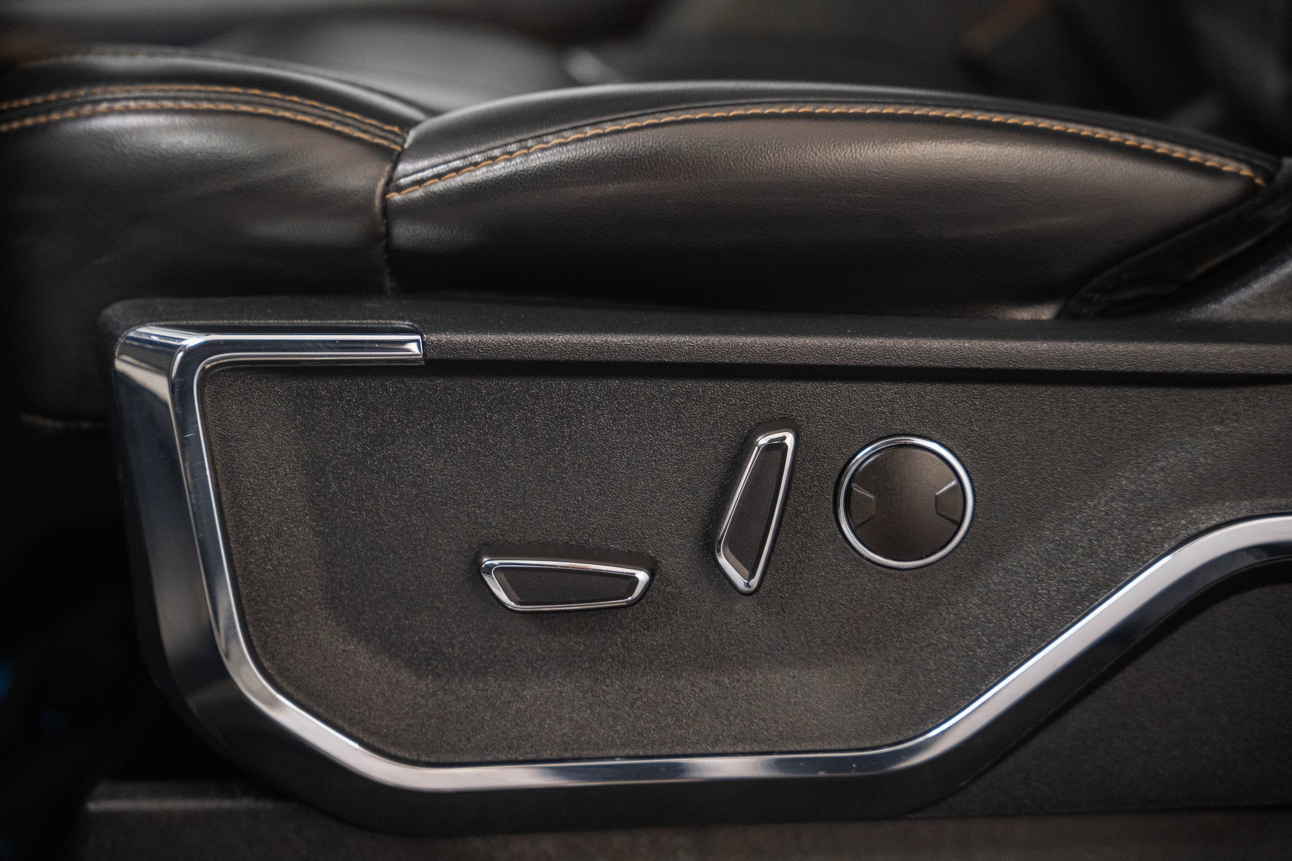 Used 2023 Ford F150 Platinum w/ FX4 Off-Road Package image 47