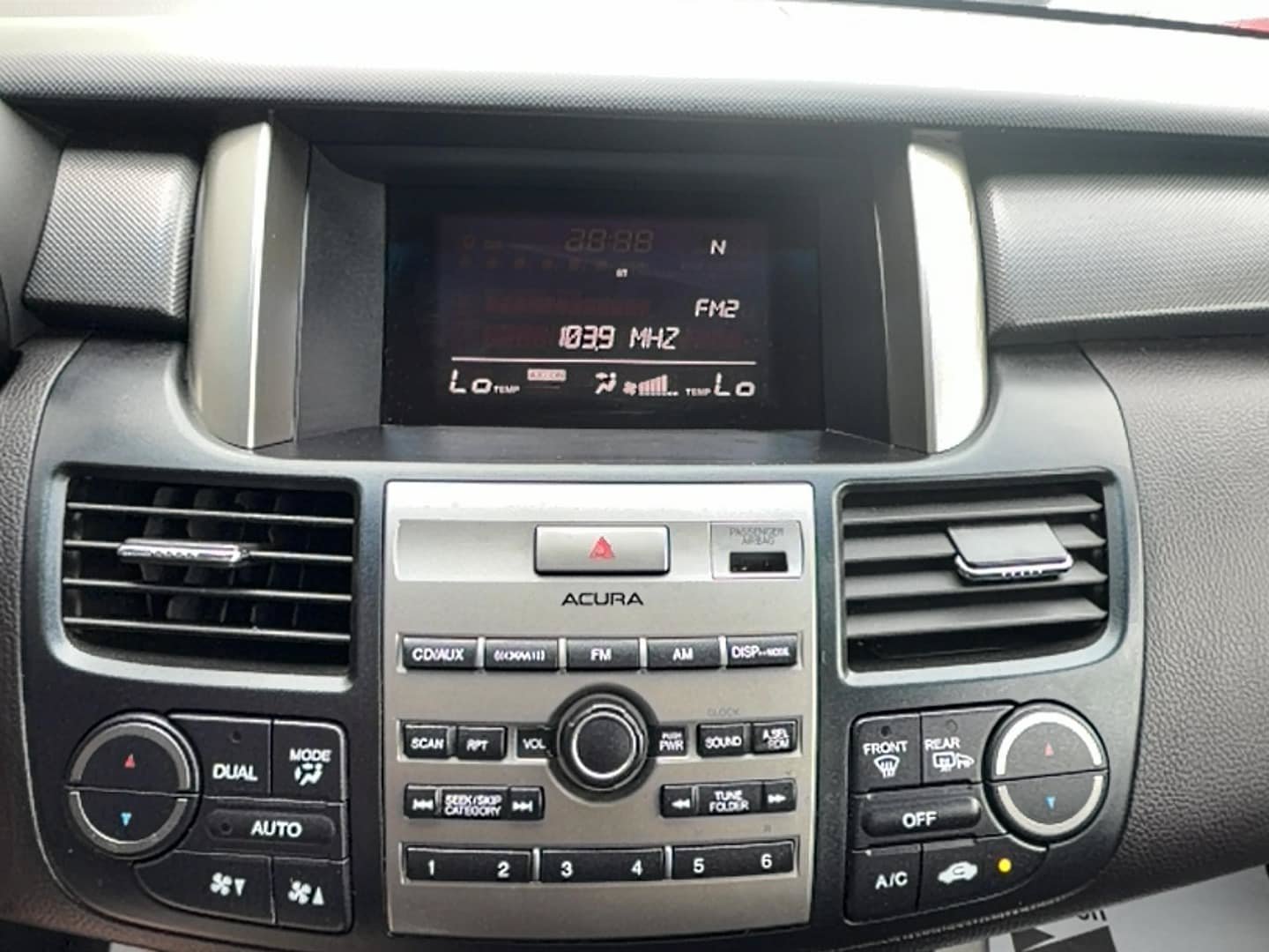 Used 2011 Acura RDX SH-AWD image 9