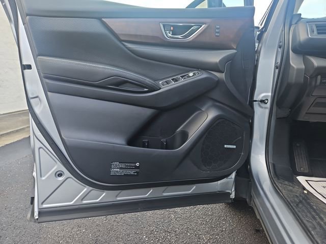Used 2023 Subaru Ascent Touring image 10