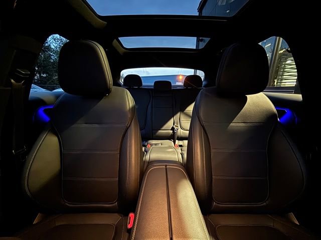 Used 2025 Mercedes-Benz C 300 4MATIC Sedan image 42