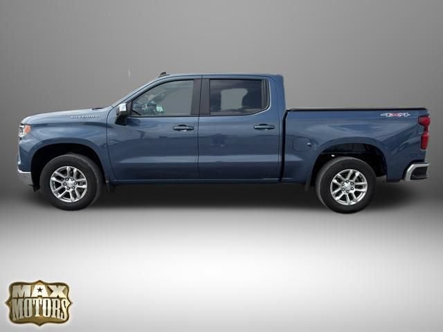 Used 2024 Chevrolet Silverado 1500 LT AWD/4WD image 14