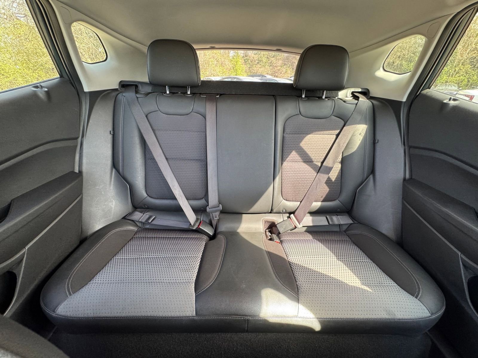 Used 2025 Chevrolet Trax LT image 34