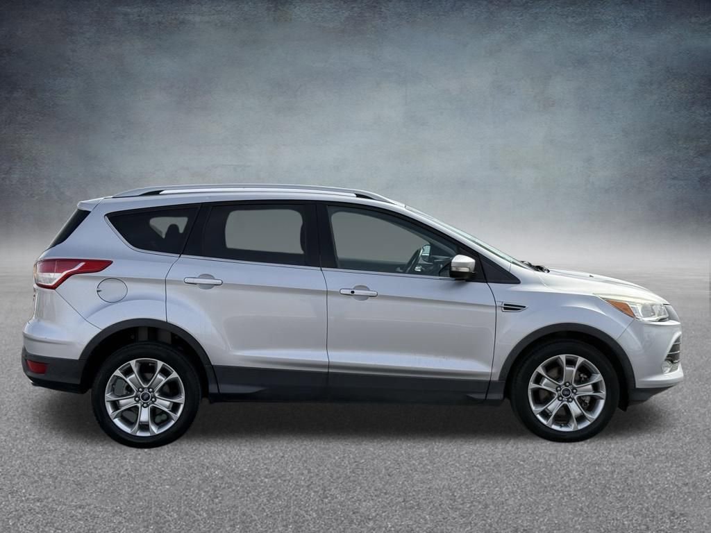 Used 2014 Ford Escape Titanium image 2
