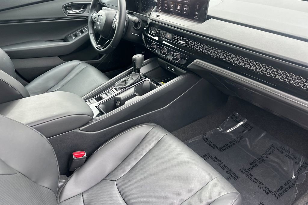 Used 2025 Honda Accord EX-L image 15