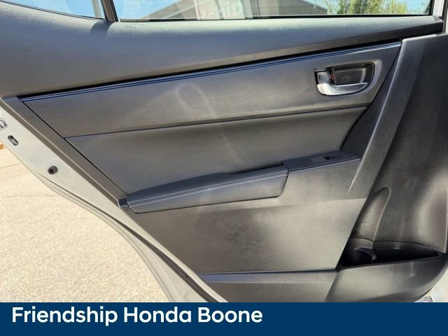 Used 2018 Toyota Corolla SE FWD image 17