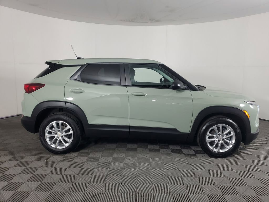New 2026 Chevrolet TrailBlazer LS image 3