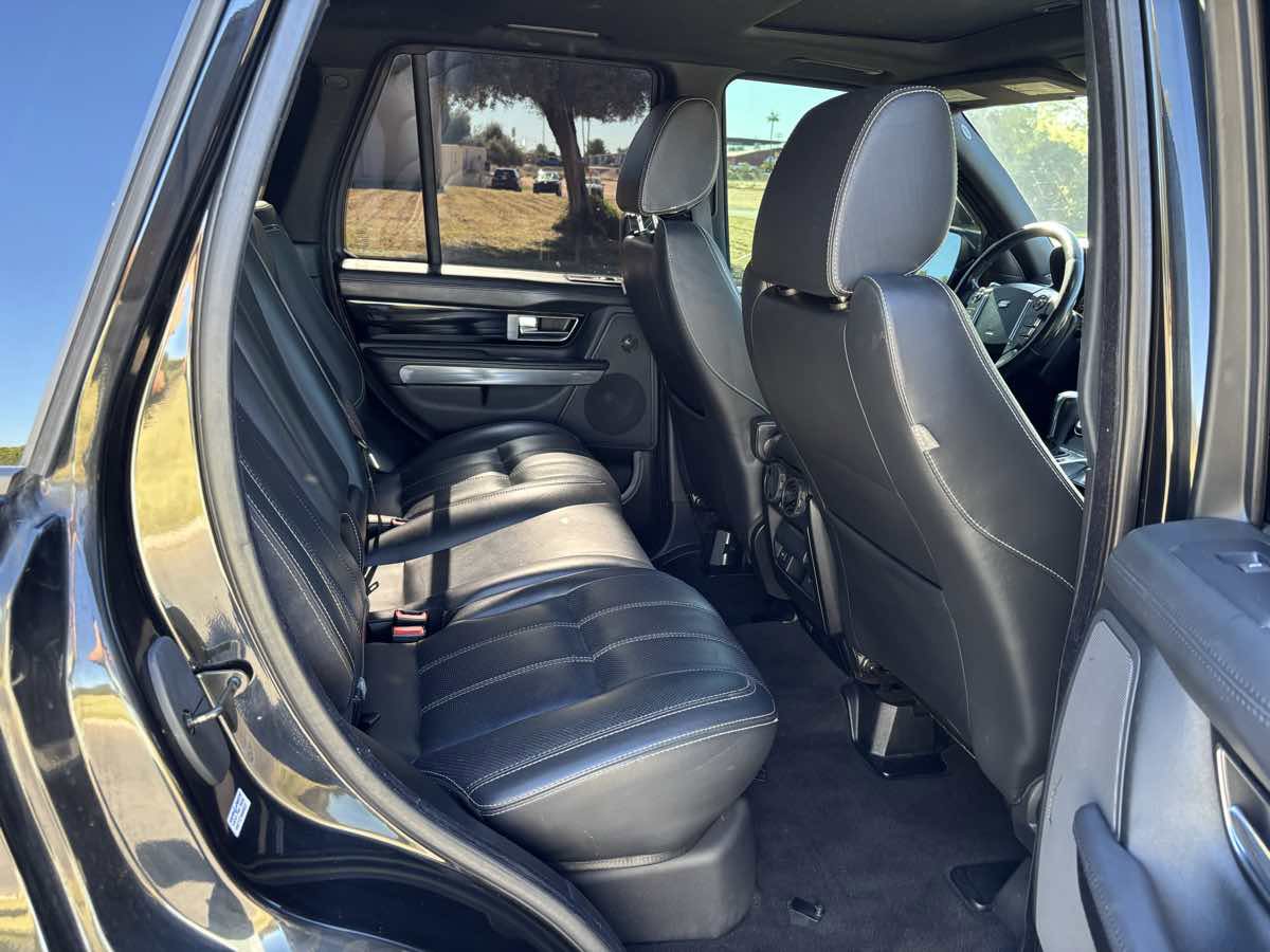 Used 2013 Land Rover Range Rover Sport HSE LUX image 20
