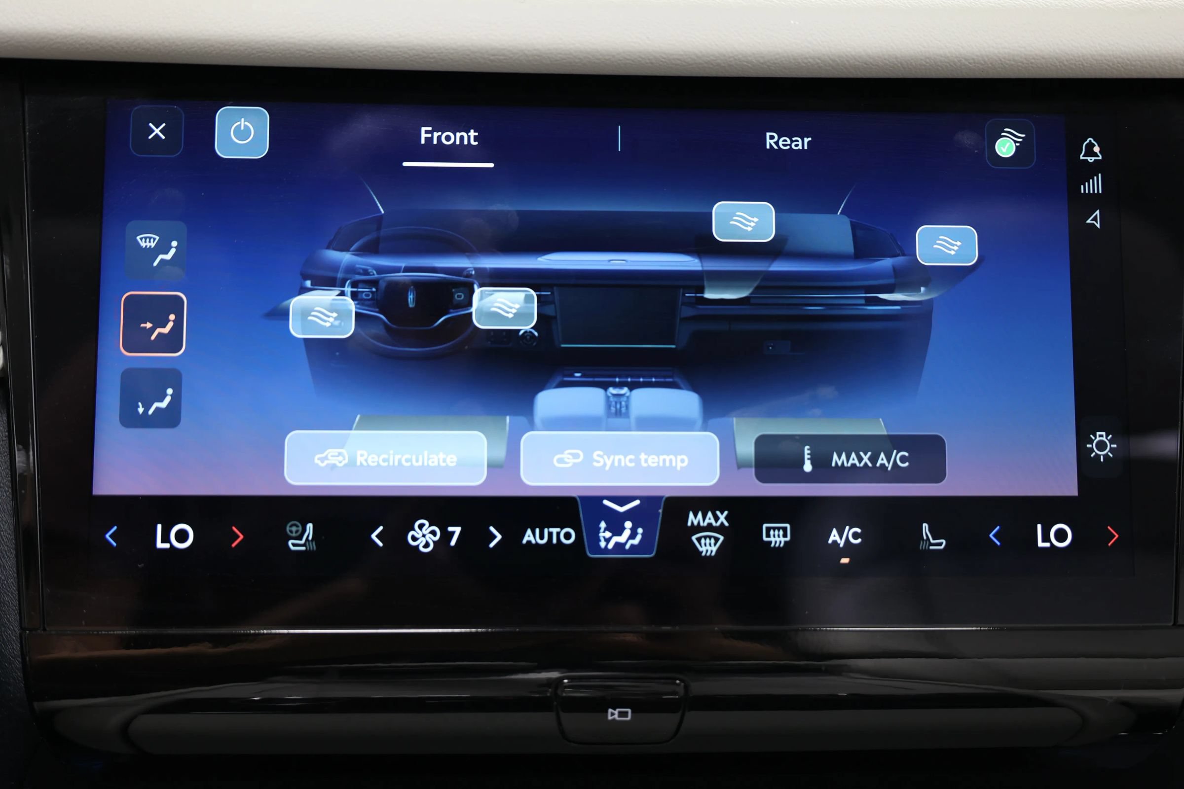 Used 2025 Lincoln Navigator Reserve AWD/4WD image 43